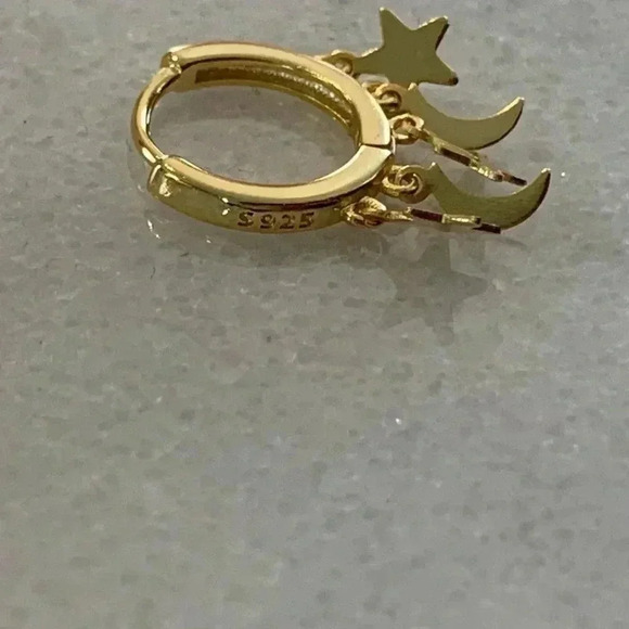 Gold Star Moon Tassel Fringe Hoop Earrings 

Brand New - Picture 4 of 5